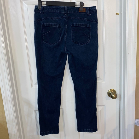 Women's Jones New York Madison Slim Jeans Size 12 Dark Blue - Picture 2 of 7